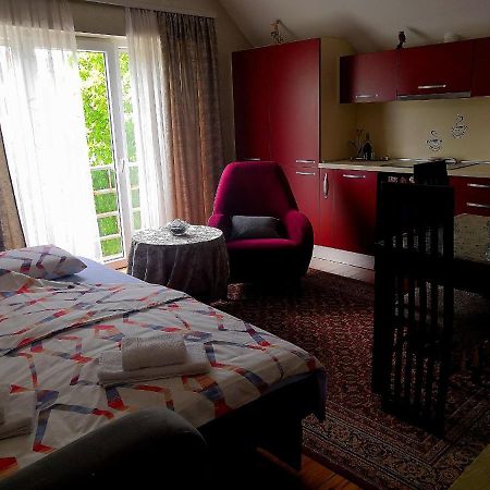Appartement Apartman Sunny à Cetinje Extérieur photo